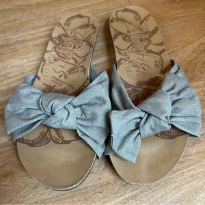 Blowfish Bow Sandals